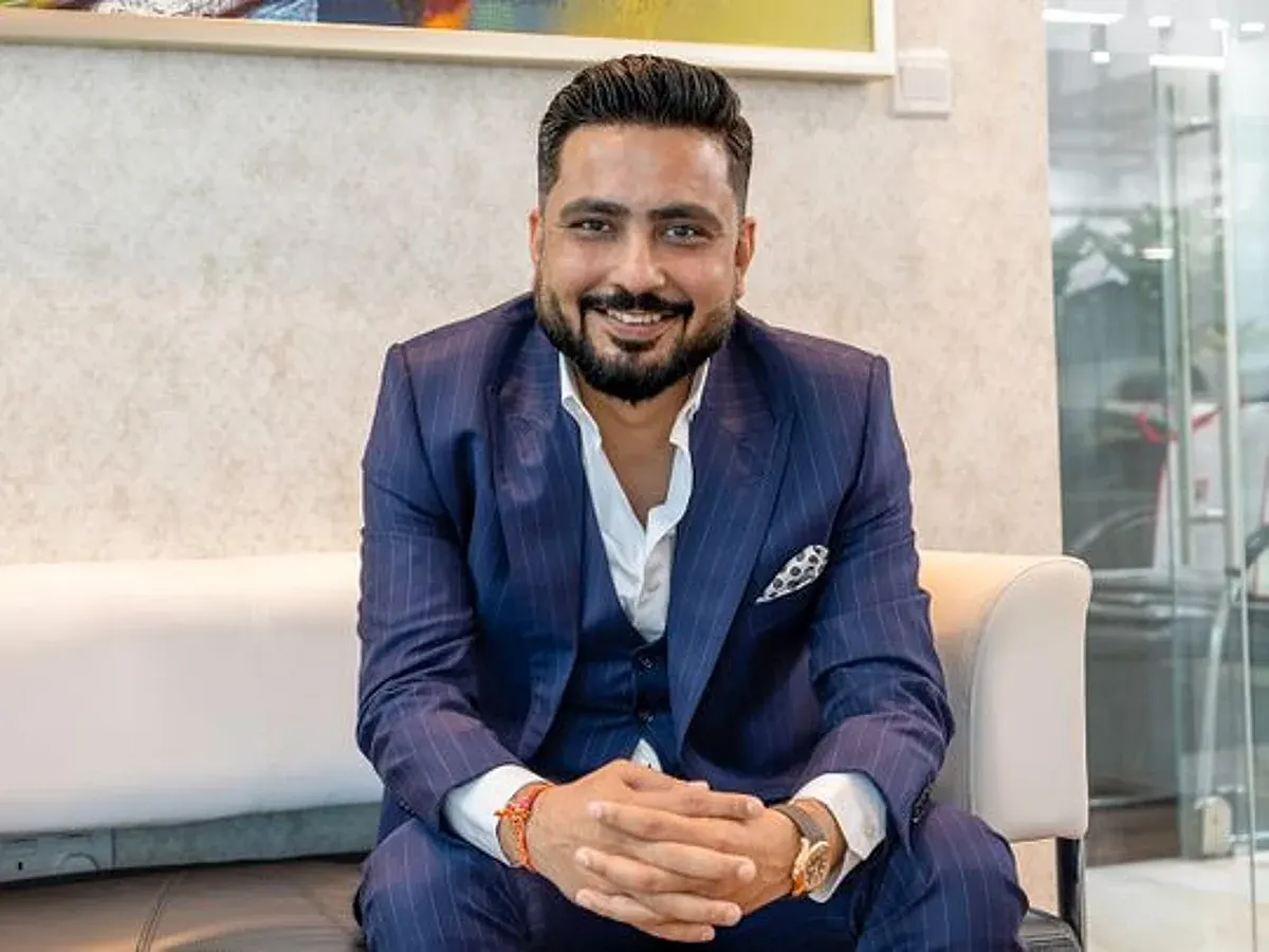 Dubai's Real Estate Boom: An Opportunity for Iranian Investors in 2023