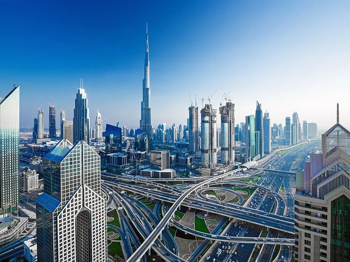 A Declining Trend in Dubai's Real Estate: Opportunities for Iranian Investors