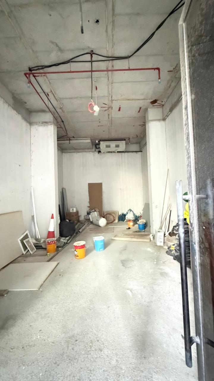Vacant Shop | Prime Location | Shell and Core