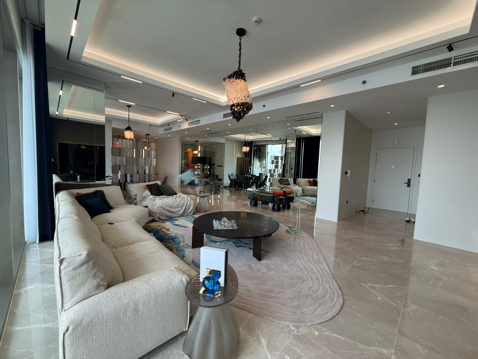 Fully Furnished Luxury 3BR Apartment | High Floor | Panoramic City View | Burj Khalifa | Negotiable