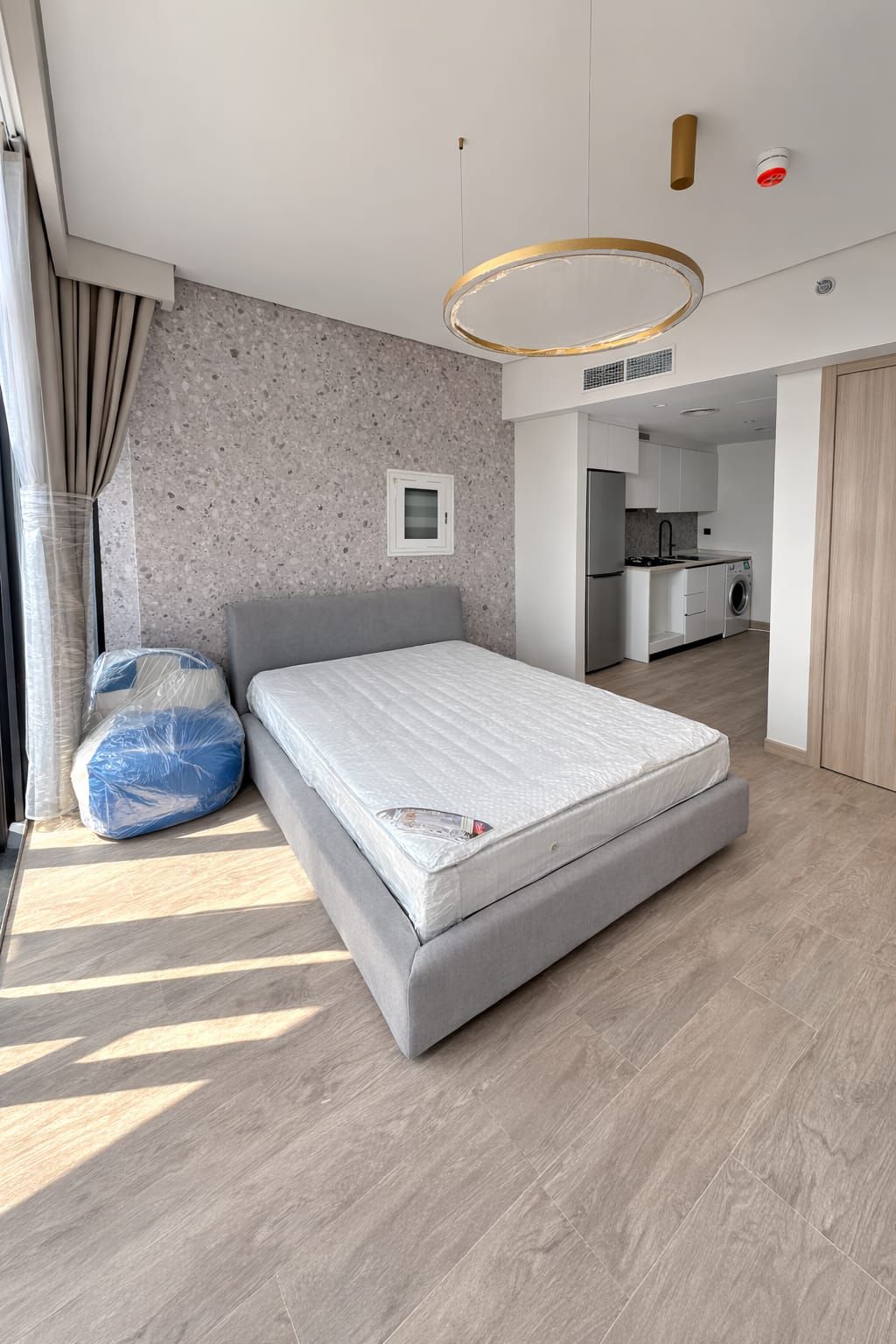 Studio in JVT, Fully Furnished and Ready to Move
