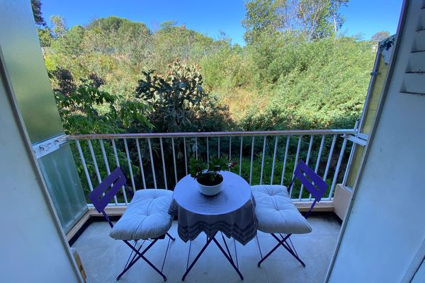 2BR Apartment with Terrace - Cannes