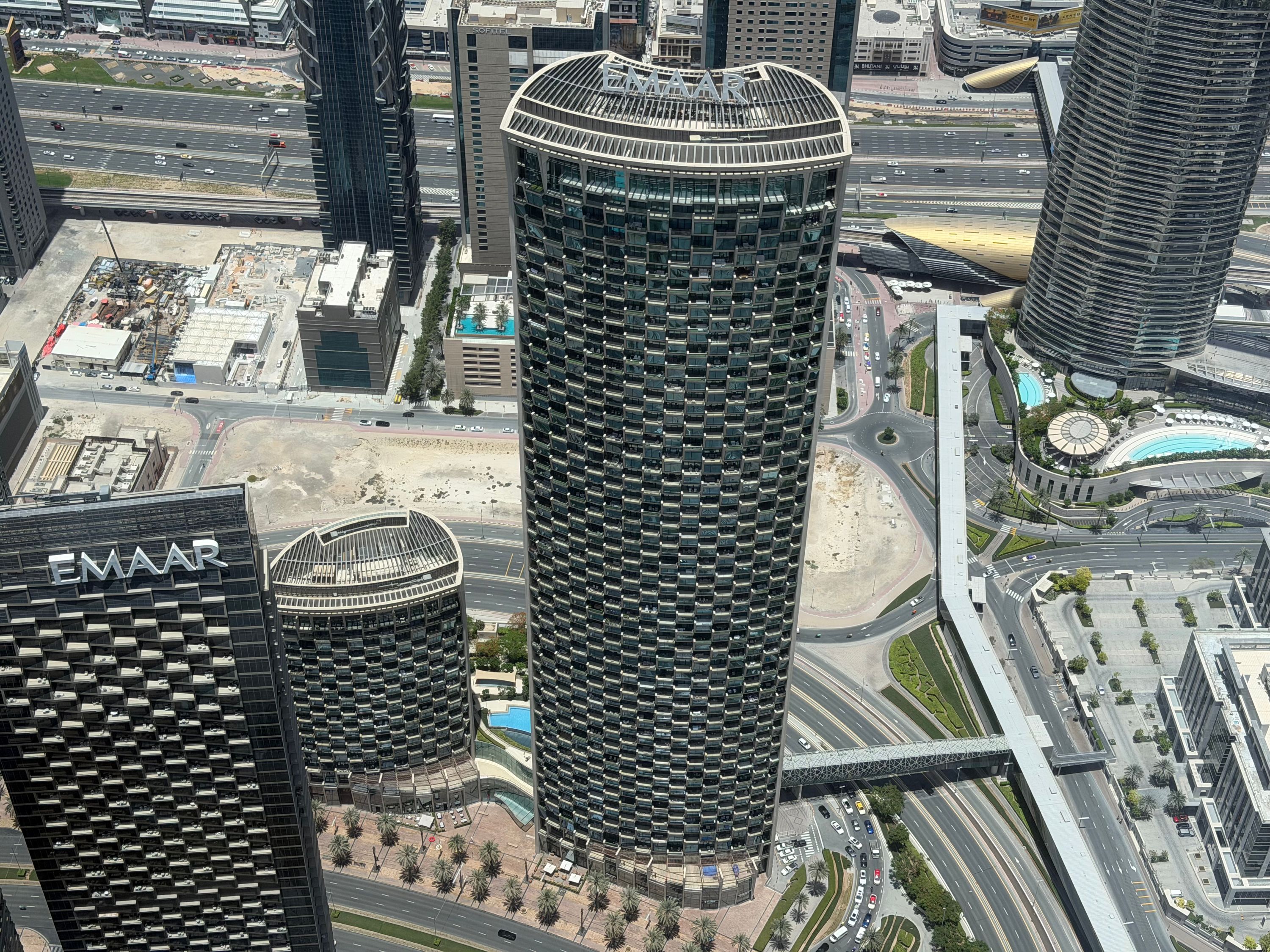 Burj Vista Tower 1
