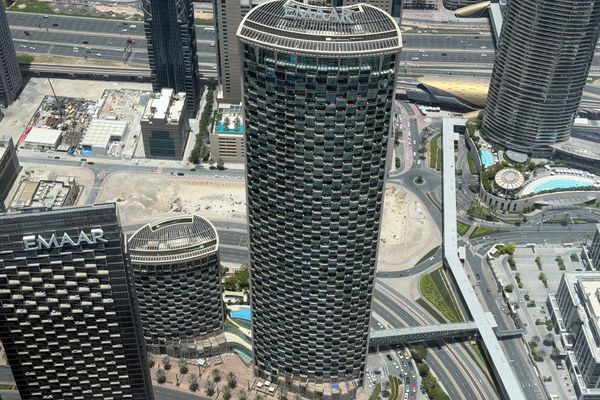 Burj Vista Tower 1